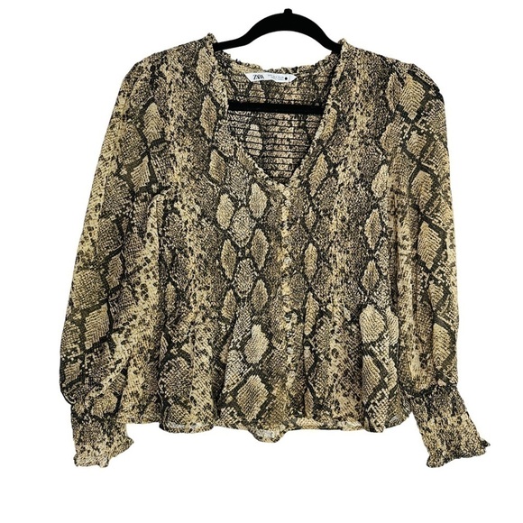 Zara Animal Print Smock Peplum Ruffle V-Neck
Top Small - Picture 2 of 10